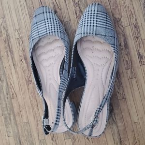Shoe